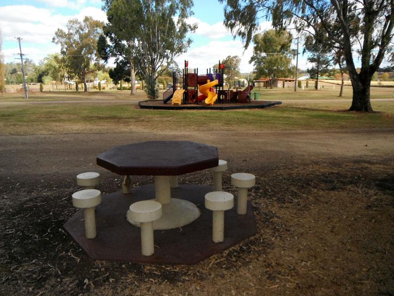 Picnic tables and PlaygroundThere are a few picnic tables dotted around the Wallabadah campground.