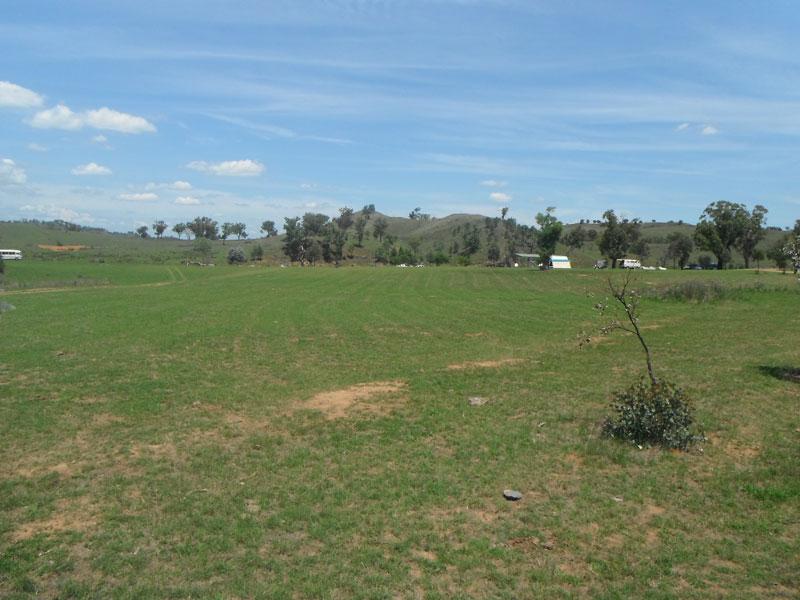 Glenriddle Reserve camping areaThe campground is spread over many acres although there is not a lot of shade, there is plenty of room to kick a footy.