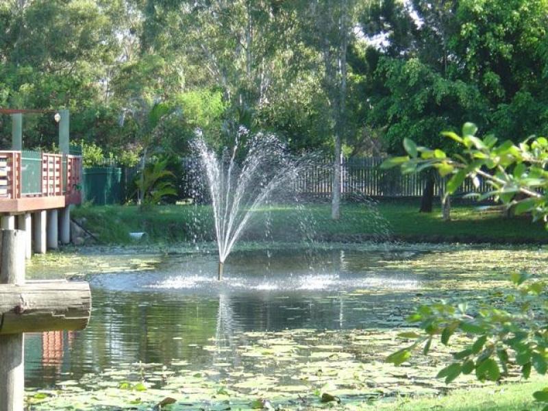 Colonial Village CabinsThe lake fountain