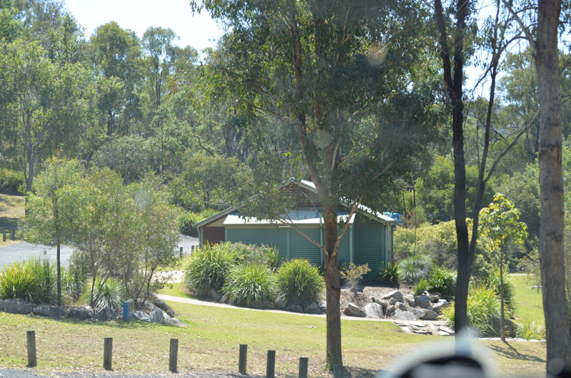 Cressbrook DamAmenities block has flushing toilets and free hot showers