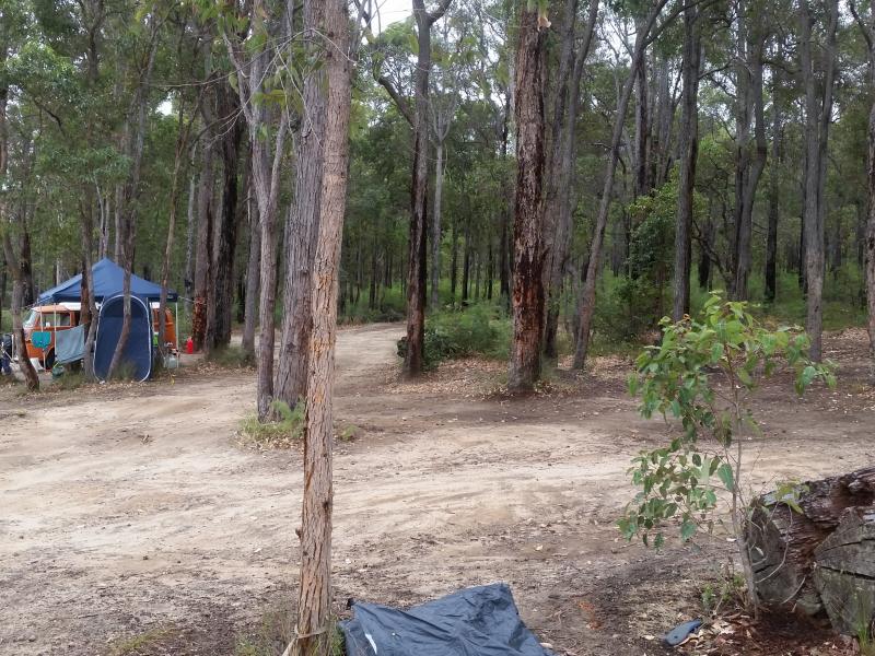 Glen Mervyn DamA campsite on the north side of Glen Mervyn Dam