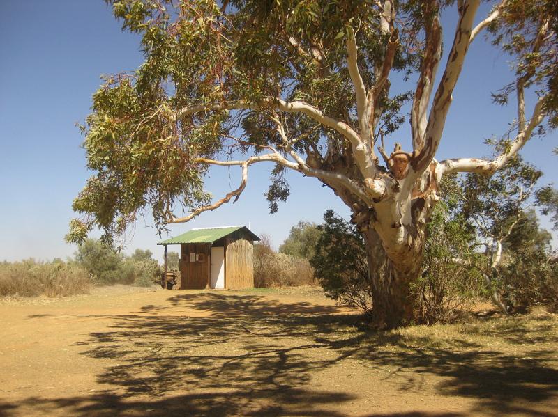 Farina CreekHot water showers available... (Yes, it\\\'s artesian--and bring your own wood for the donkey heater)