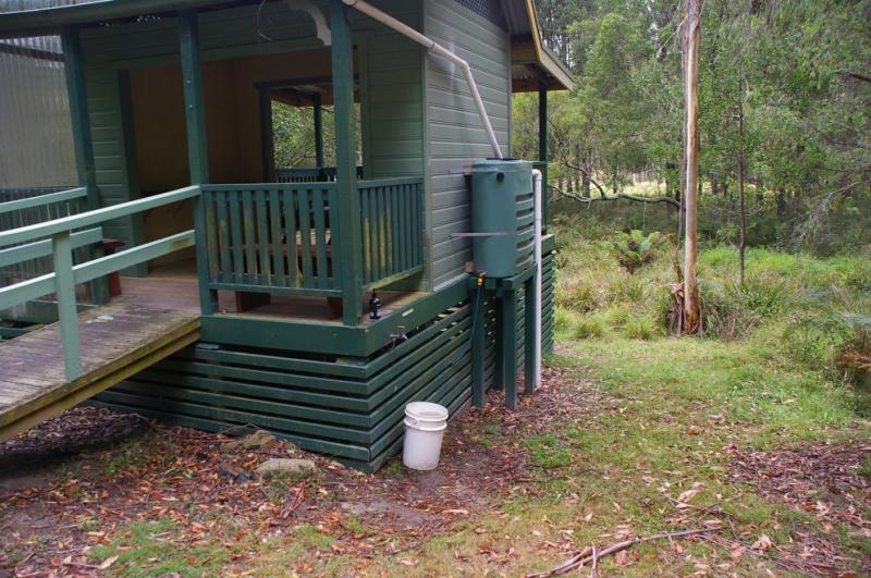 Goongerah ParkGoongerah Park Thunderbox Hand Basin.